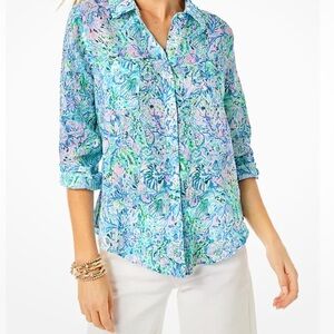 Lilly Pulitzer Like New Linen Button-Down Shirt 
Ready for your closet!